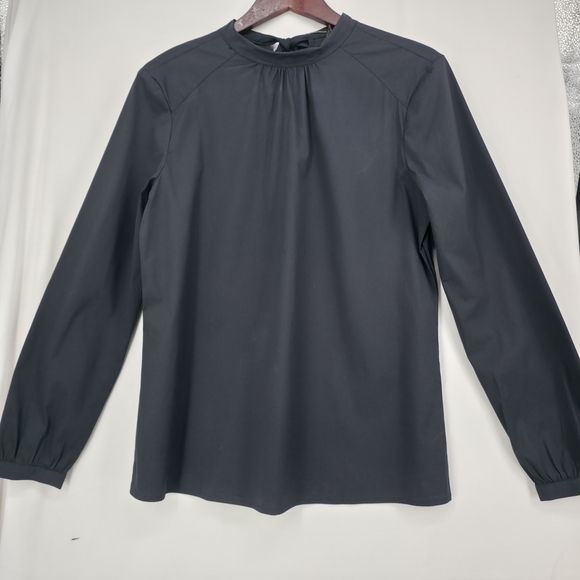 J. McLaughlin Elodie Blouse Black Size M NWT $158 Mock Neck Top Quiet Luxury - Picture 7 of 16